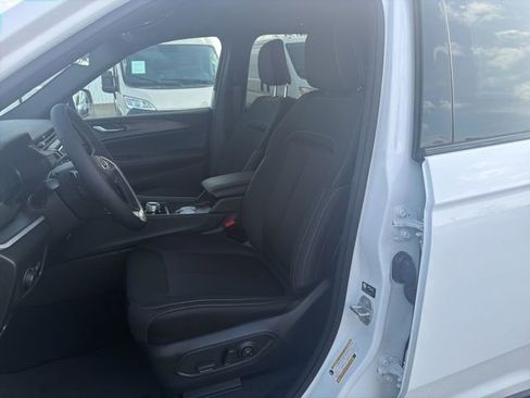 New 2026 Jeep Grand Cherokee Laredo X AWD/4WD image 5
