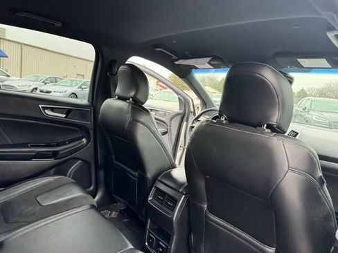 Used 2019 Ford Edge ST w/ Convenience Package image 37