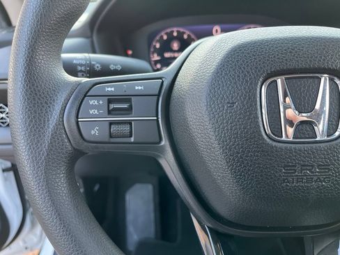 Used 2025 Honda Accord SE image 19