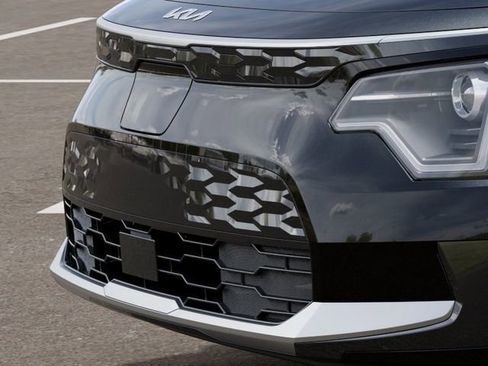 New 2025 Kia Niro Wind w/ Wind Preserve Package image 12