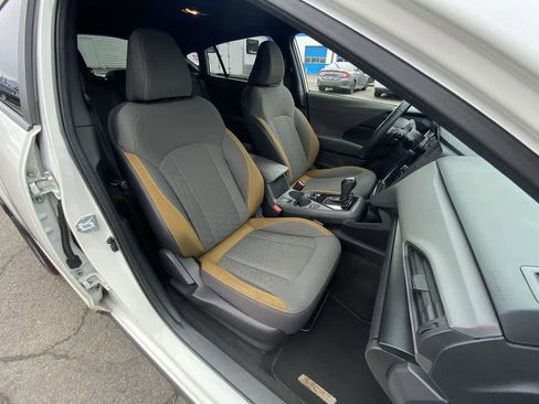 Used 2024 Subaru Crosstrek 2.5i Sport AWD/4WD image 24