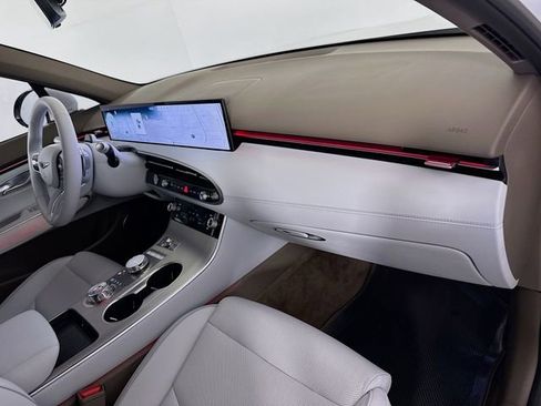 Certified 2026 Genesis GV70 2.5T Advanced image 30