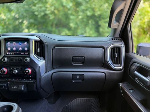 Used 2021 GMC Sierra 2500 SLE w/ SLE Value Package; AWD/4WD image 28