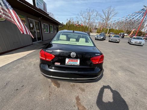 Used 2014 Volkswagen Passat TDI SE FWD image 6