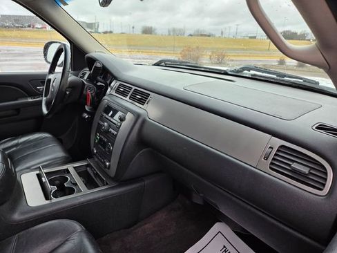 Used 2012 GMC Sierra 1500 SLT w/ All-Terrain Package AWD/4WD image 36