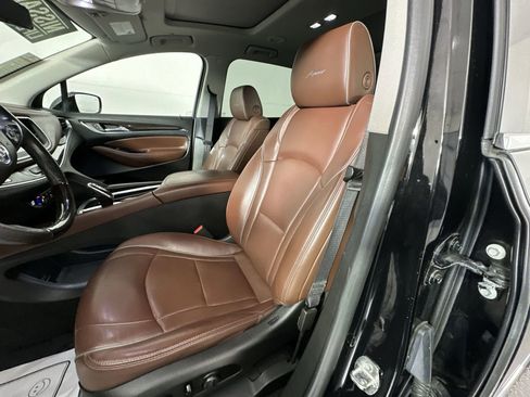 Used 2019 Buick Enclave Avenir w/ Avenir Technology Package image 15