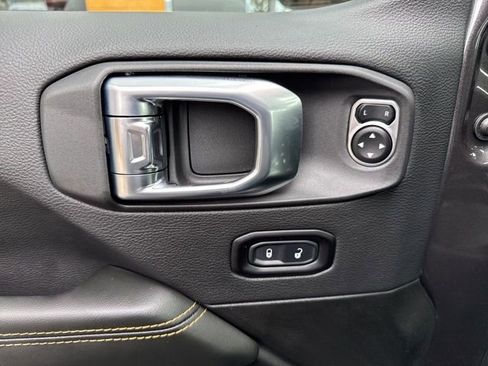 New 2026 Jeep Wrangler Unlimited Sahara AWD/4WD image 7