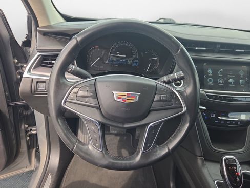 Used 2018 Cadillac XT5 Premium Luxury AWD/4WD image 13