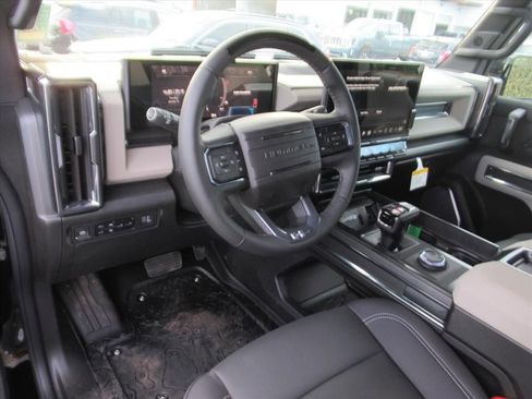 New 2026 GMC Hummer EV 4x4 Crew Cab image 15