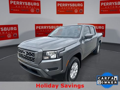 Used 2022 Nissan Frontier SV image 1