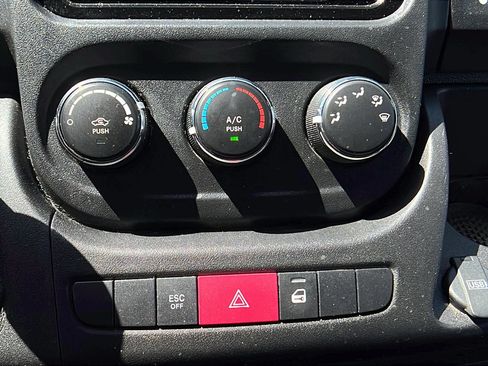 Used 2020 RAM ProMaster 1500 FWD image 24