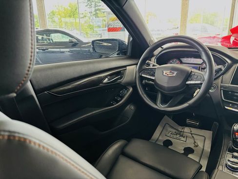 Used 2022 Cadillac CT5 V w/ Cold Weather Package AWD/4WD image 41