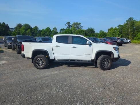 Used 2022 Chevrolet Colorado ZR2 image 2