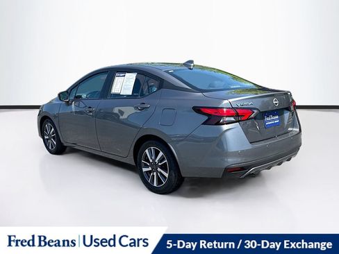 Used 2024 Nissan Versa SV FWD image 7
