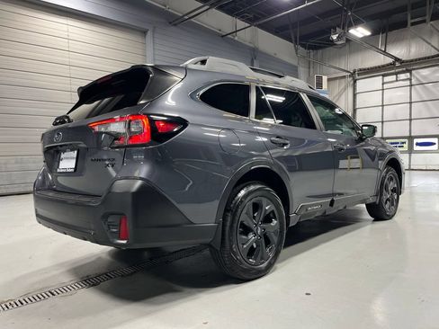 Used 2020 Subaru Outback Onyx Edition XT AWD/4WD image 7
