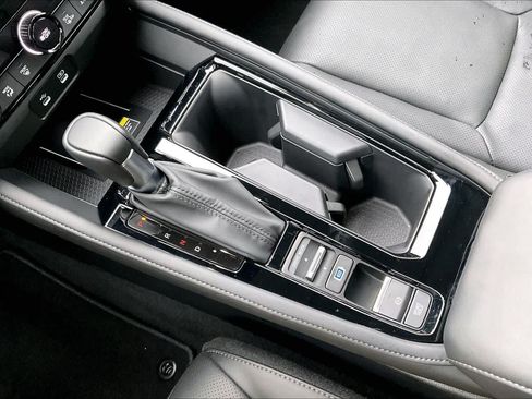 Used 2025 Honda Accord Touring image 17