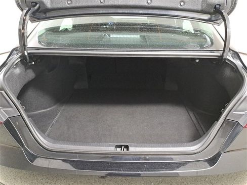 Used 2025 Toyota Camry LE image 10