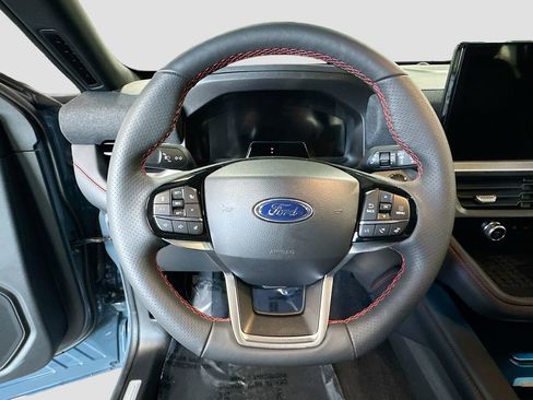Used 2025 Ford Explorer ST-Line w/ Premium Package image 7