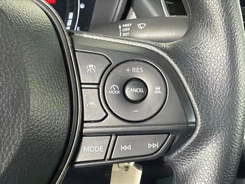 Used 2026 Toyota Corolla LE FWD image 25