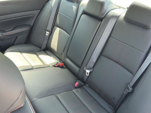 New 2026 Nissan Altima 2.5 SR w/ SR Premium Package FWD image 30