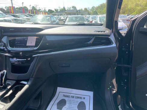 Used 2021 Cadillac XT6 Sport AWD/4WD image 30
