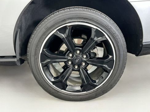 Used 2022 Ford Expedition Limited image 30