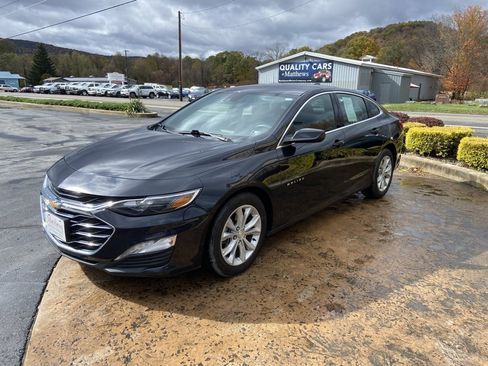 Used 2023 Chevrolet Malibu LT w/ Driver Confidence Package image 2
