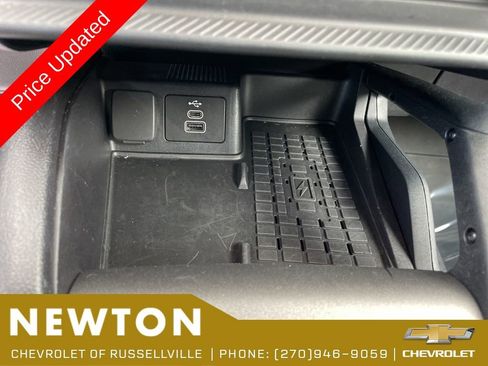 Used 2025 Ford Bronco Sport Badlands AWD/4WD image 17