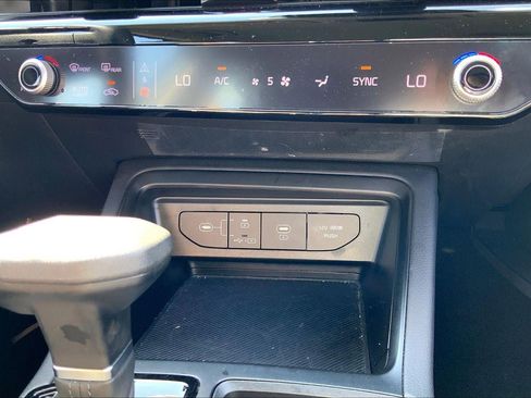 Used 2025 Kia K5 LXS FWD image 34