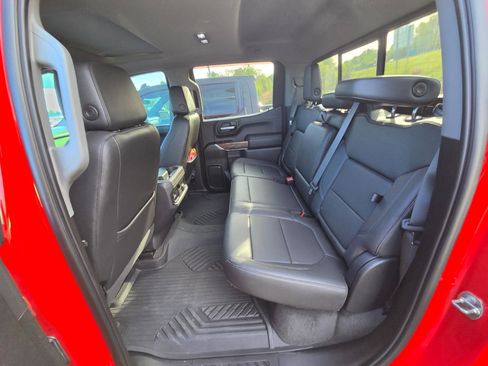 Used 2021 Chevrolet Silverado 1500 LT Trail Boss w/ LT Trail Boss Premium Package image 12