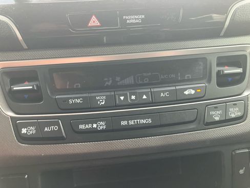 Used 2023 Honda Ridgeline RTL-E image 31