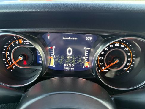 Used 2020 Jeep Gladiator Sport image 20