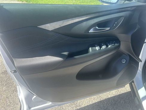 New 2026 Buick Envista Sport Touring w/ Convenience I Package FWD image 21