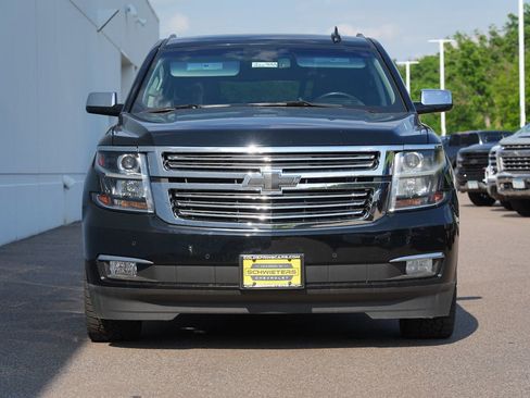 Used 2018 Chevrolet Suburban Premier AWD/4WD image 8