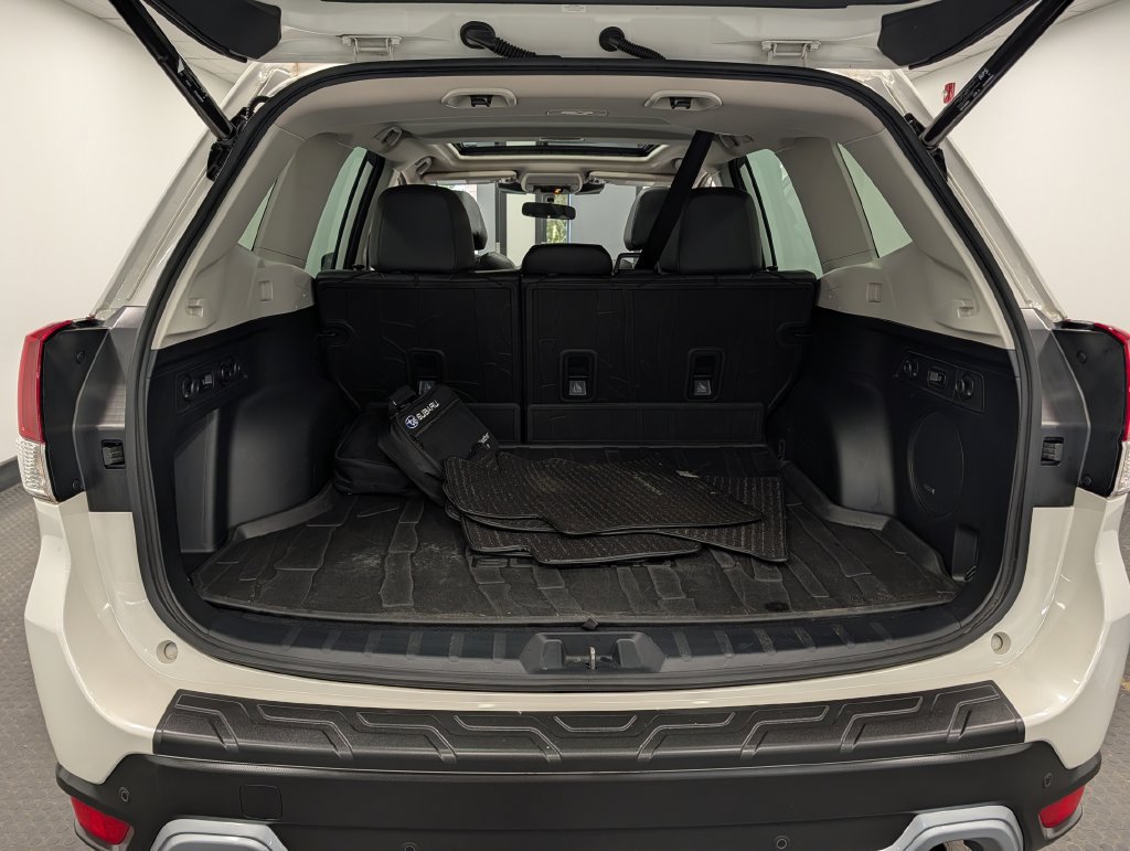 Used 2022 Subaru Forester Touring AWD/4WD image 25