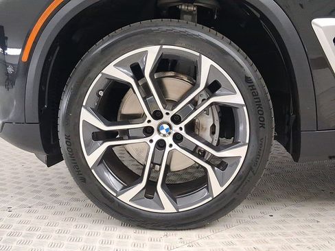 Used 2024 BMW X5 sDrive40i w/ Parking Assistance Package RWD image 13