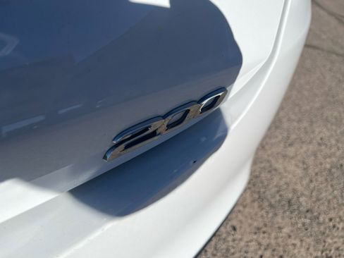 Used 2015 Chrysler 200 Limited w/ Convenience Group image 23