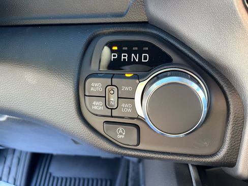 New 2026 RAM 1500 Big Horn AWD/4WD image 12