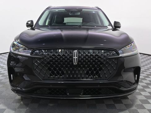 New 2026 Lincoln Aviator AWD image 10
