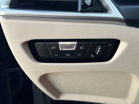 New 2026 BMW 330i xDrive Sedan w/ M Sport Package image 22