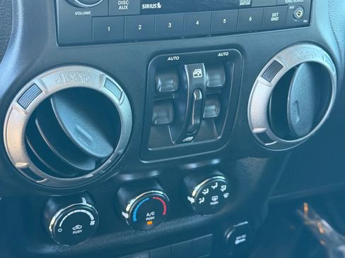 Used 2014 Jeep Wrangler Unlimited Sport w/ Quick Order Package 24S image 22