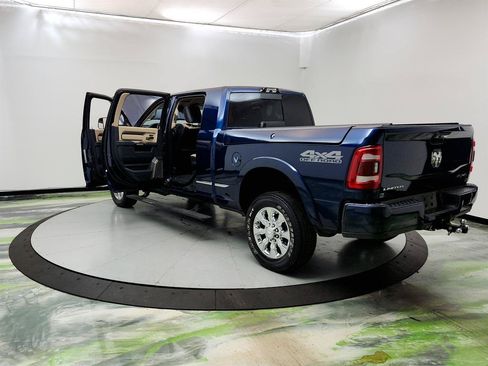 Used 2021 RAM 2500 Limited AWD/4WD image 12