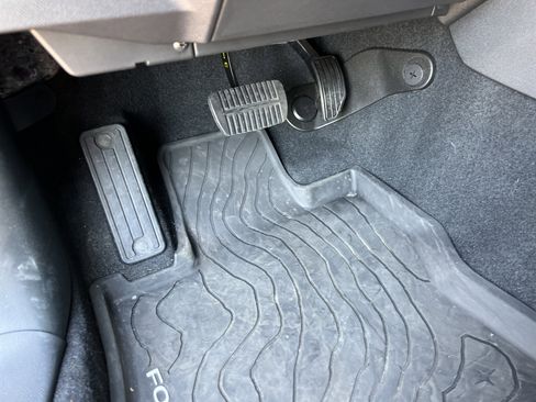 Used 2025 Subaru Forester Touring w/ Popular Package - Touring image 25