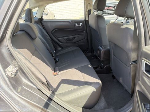 Used 2016 Ford Fiesta SE FWD image 22