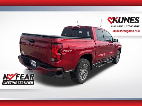Used 2024 Chevrolet Colorado LT w/ LT Convenience Package II image 11