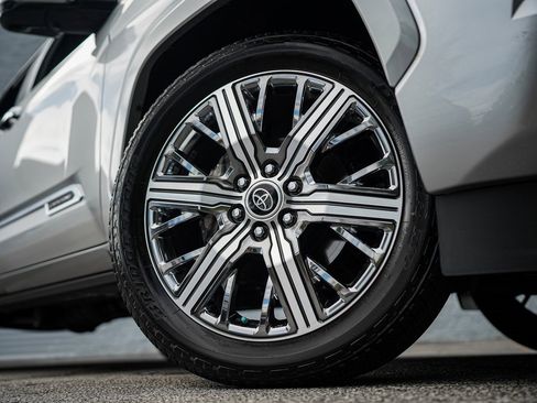 Used 2024 Toyota Sequoia Capstone image 18