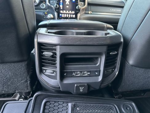 Used 2019 RAM 2500 Limited image 33