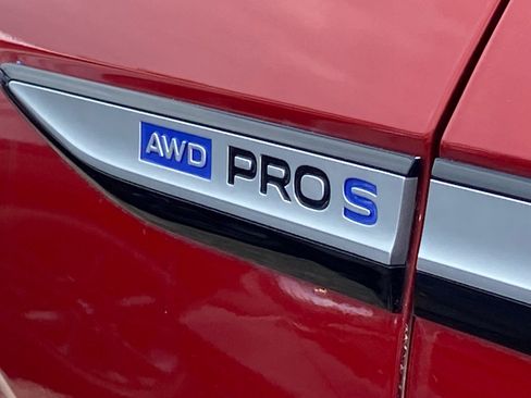 Certified 2023 Volkswagen ID.4 Pro S AWD/4WD image 5
