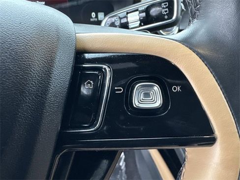 Used 2022 Lincoln Corsair Reserve w/ Equipment Group 201A image 28