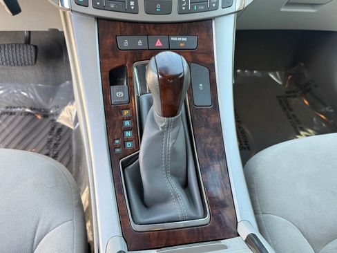 Used 2010 Buick LaCrosse CX FWD image 19